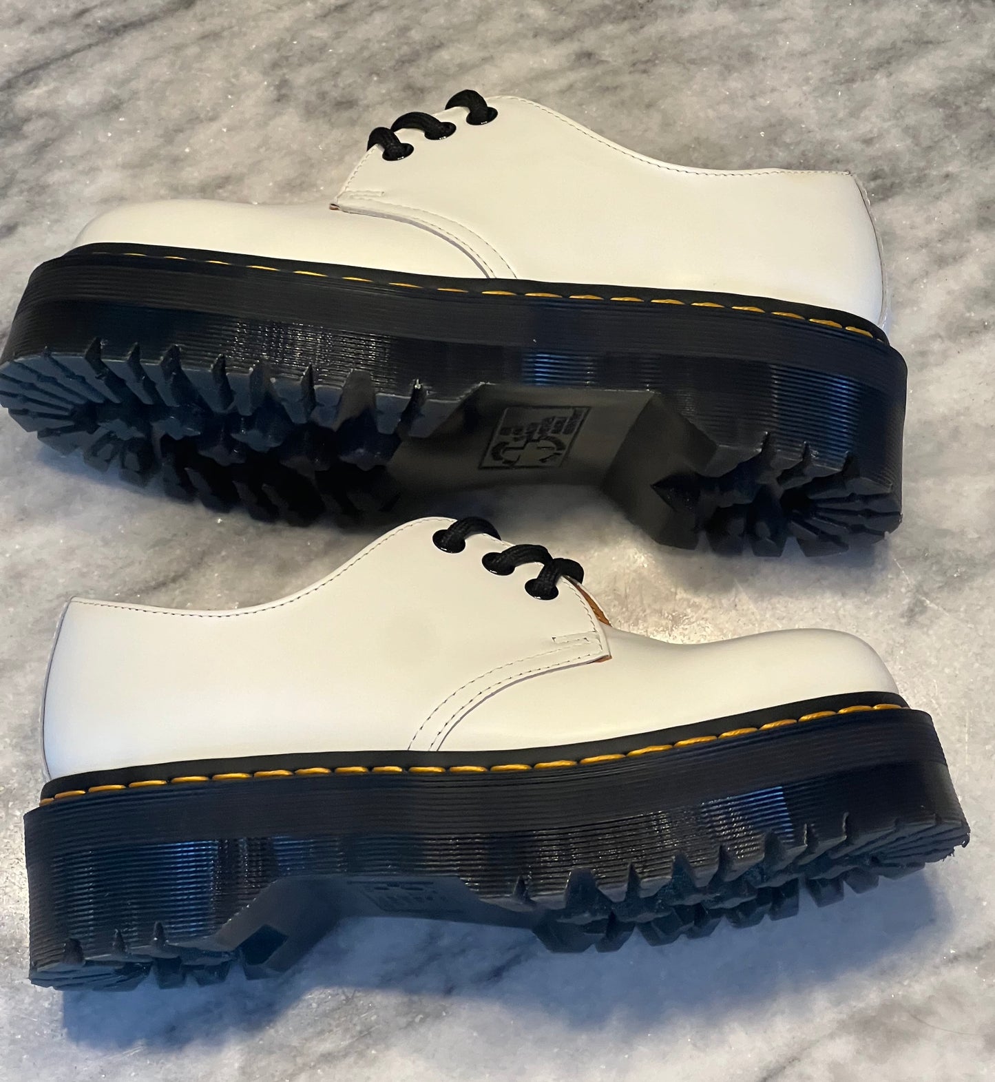 Doc Marten White Low Top Size: 7W