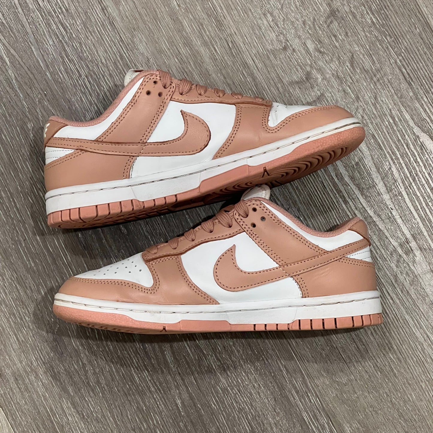 Nike Dunk Low 'Whisper Rose' Sz: 6W