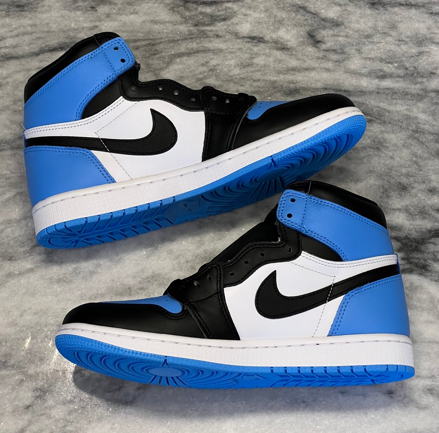 Air Jordan 1 Retro High OG 'UNC Toe' Size: 7 & 7.5