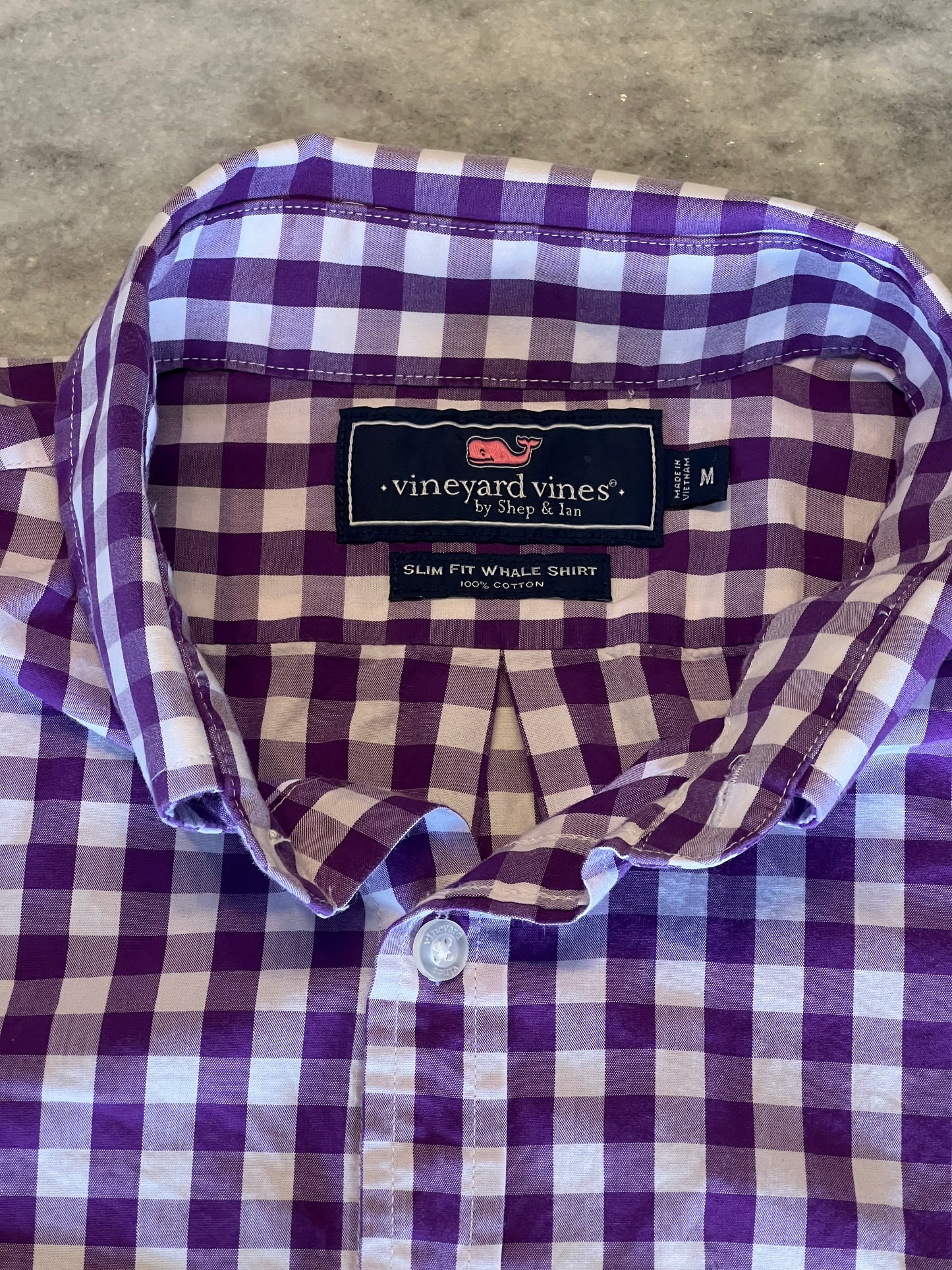 Vineyard Vines Button-Up Sz: M