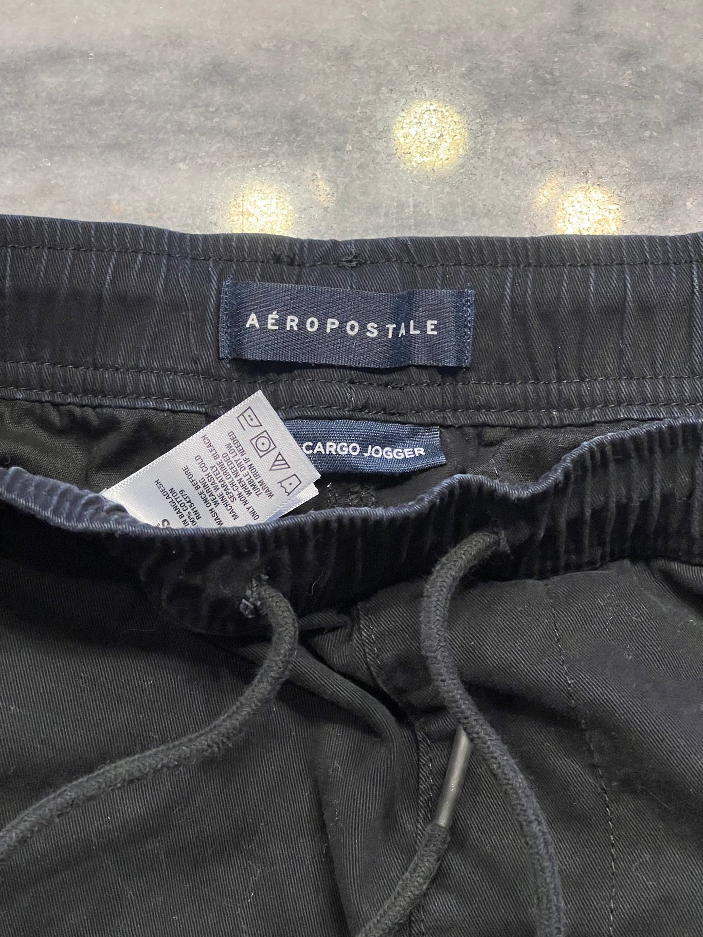 Black Aéropostale Cargo Pants Size: S